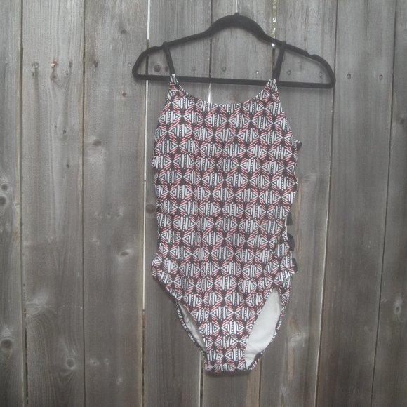 Xhilaration Women's One-Piece XL Pink Black White Geometric Swimsuit Vacation - Picture 1 of 3